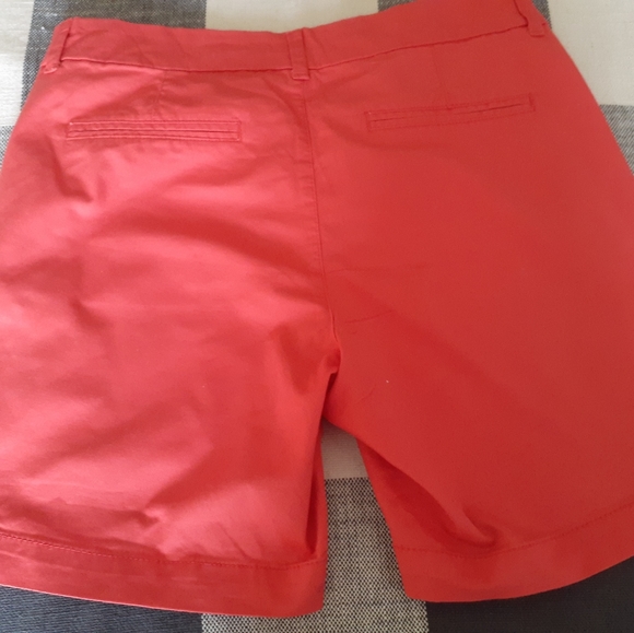 Old Navy Everyday Shorts Bundle - Picture 9 of 12